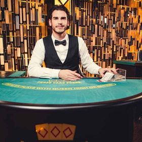 Triple Card Poker Magius Casino